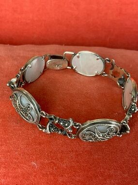 STERLING SILVER, MARCASITE & MOTHER OF PEARL BRACELET